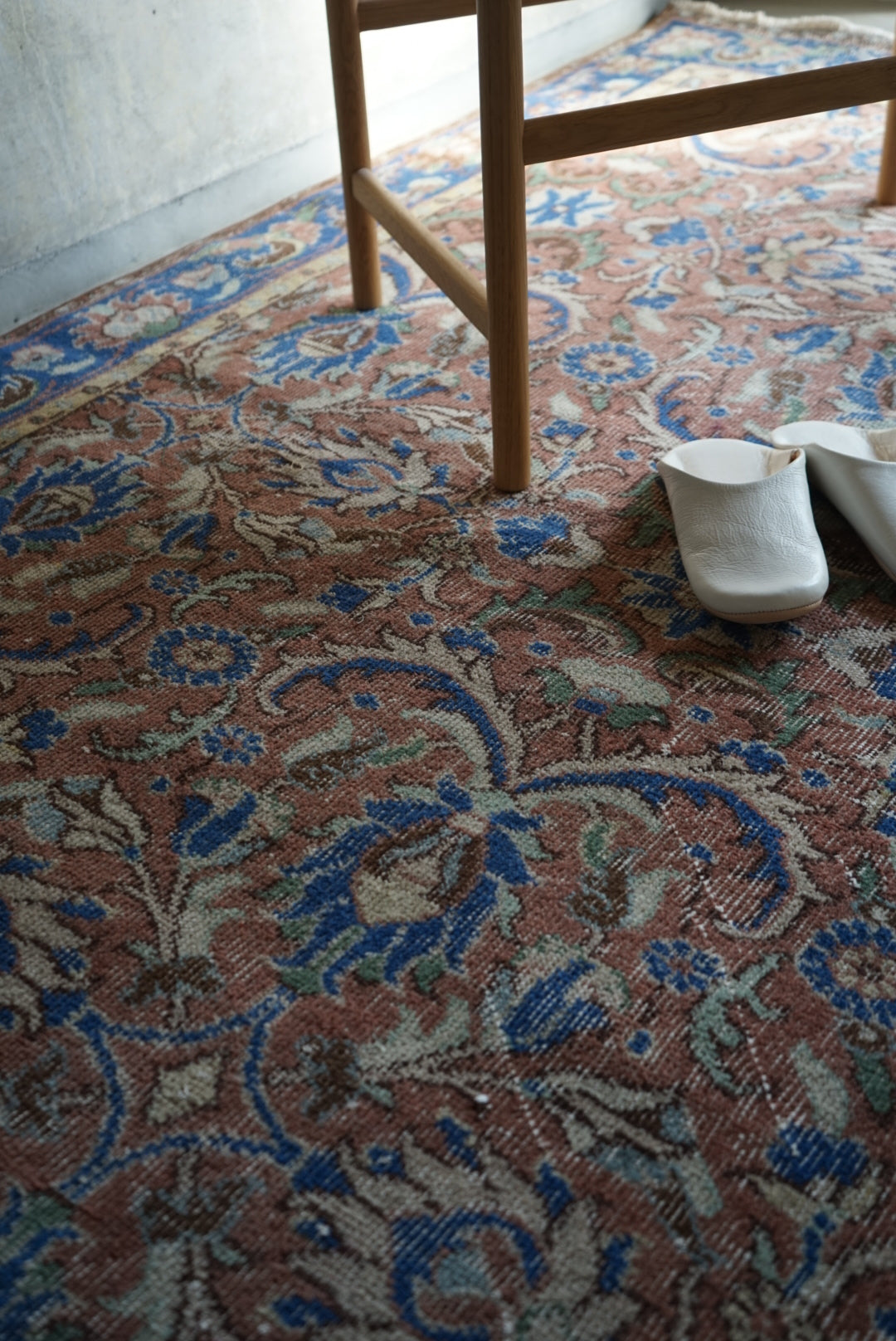 Türkiye Old Isparta Scarlet , Blue 1970年代 242 × 154 cm No.TR25264