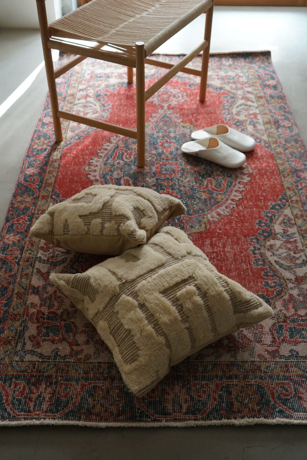 TURKEY OLD ISPARTA RED 1970年代 198 × 109 cm No.TR25143