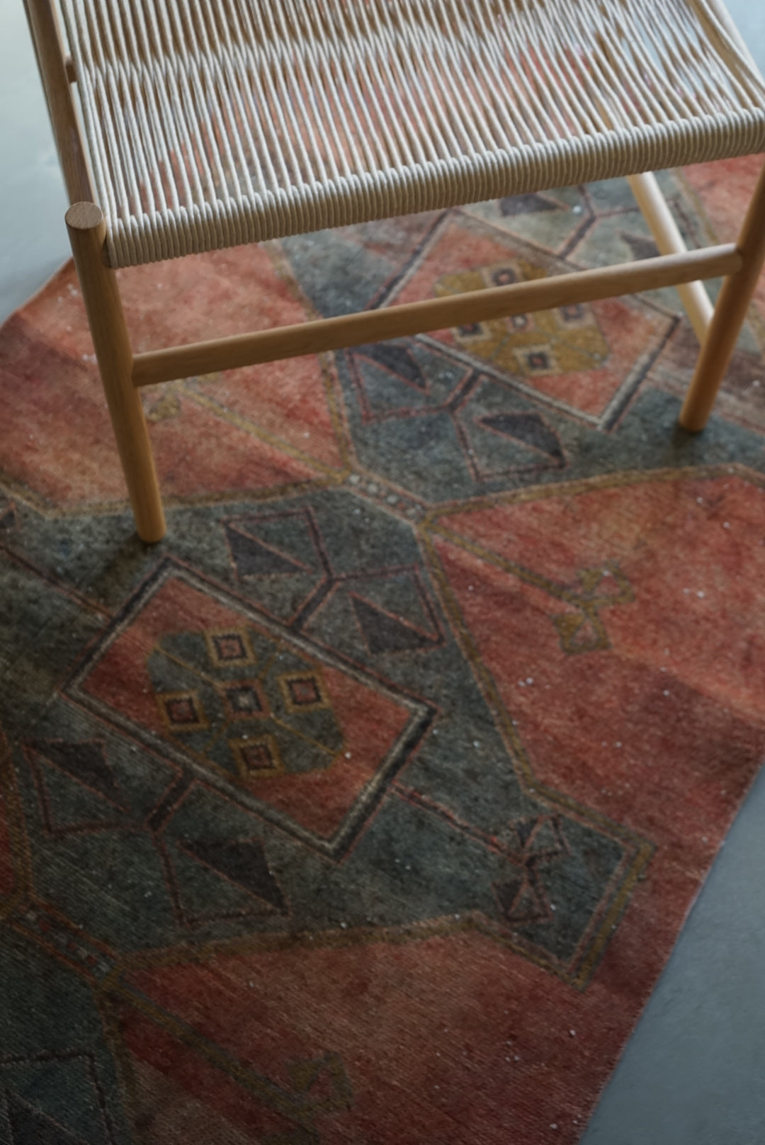 Türkiye Old Oushak Orange Small size 1970年代 137 × 91 cm No.TR25235