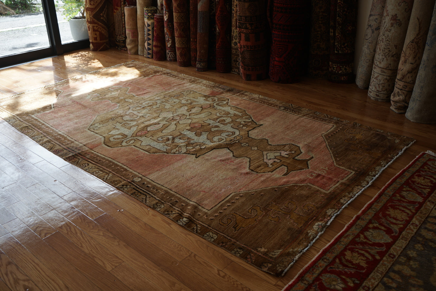 TURKEY OLD OUSHAK SALMON PINK 1970年代 286 × 162 cm No.TR25197