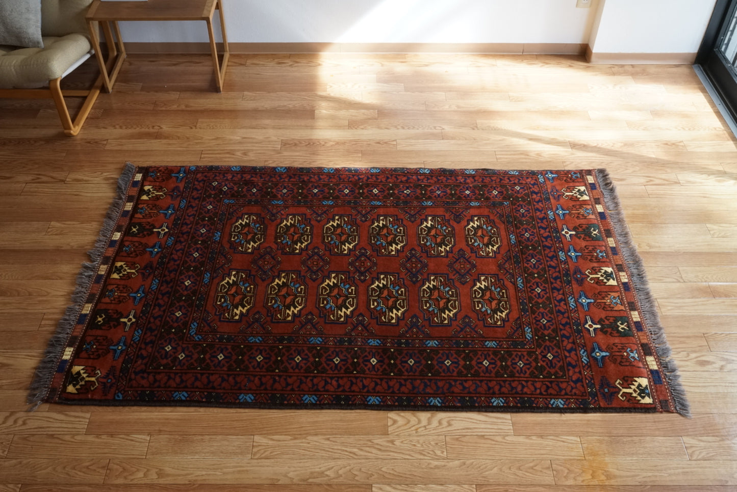 Türkiye Old Turkmen 1950年代 189 × 114 cm No.TR25249 / 国内送料無料・羊毛手織り絨毯