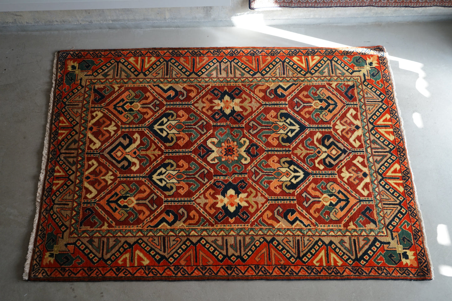 IRAN ANTIQUE SHIRVAN COSSACKS 1860年代 181 × 125 cm