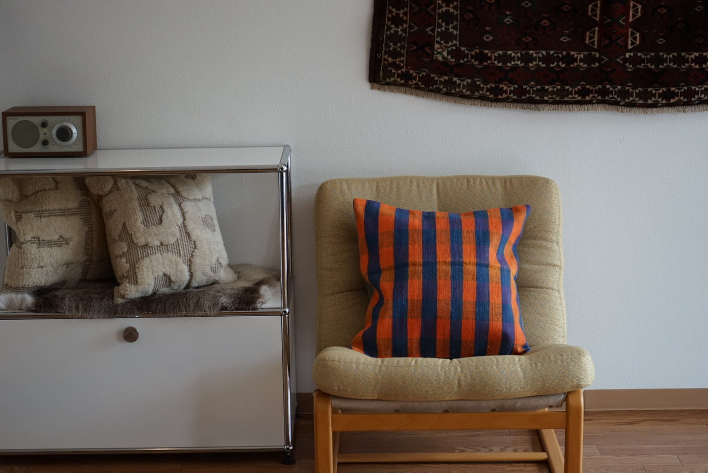 Türkiye Old Kilim Cushion Cover Orange , Blue Checker Design 45 × 45 cm No.TR25531 / 国内送料無料・羊毛手織りキリム