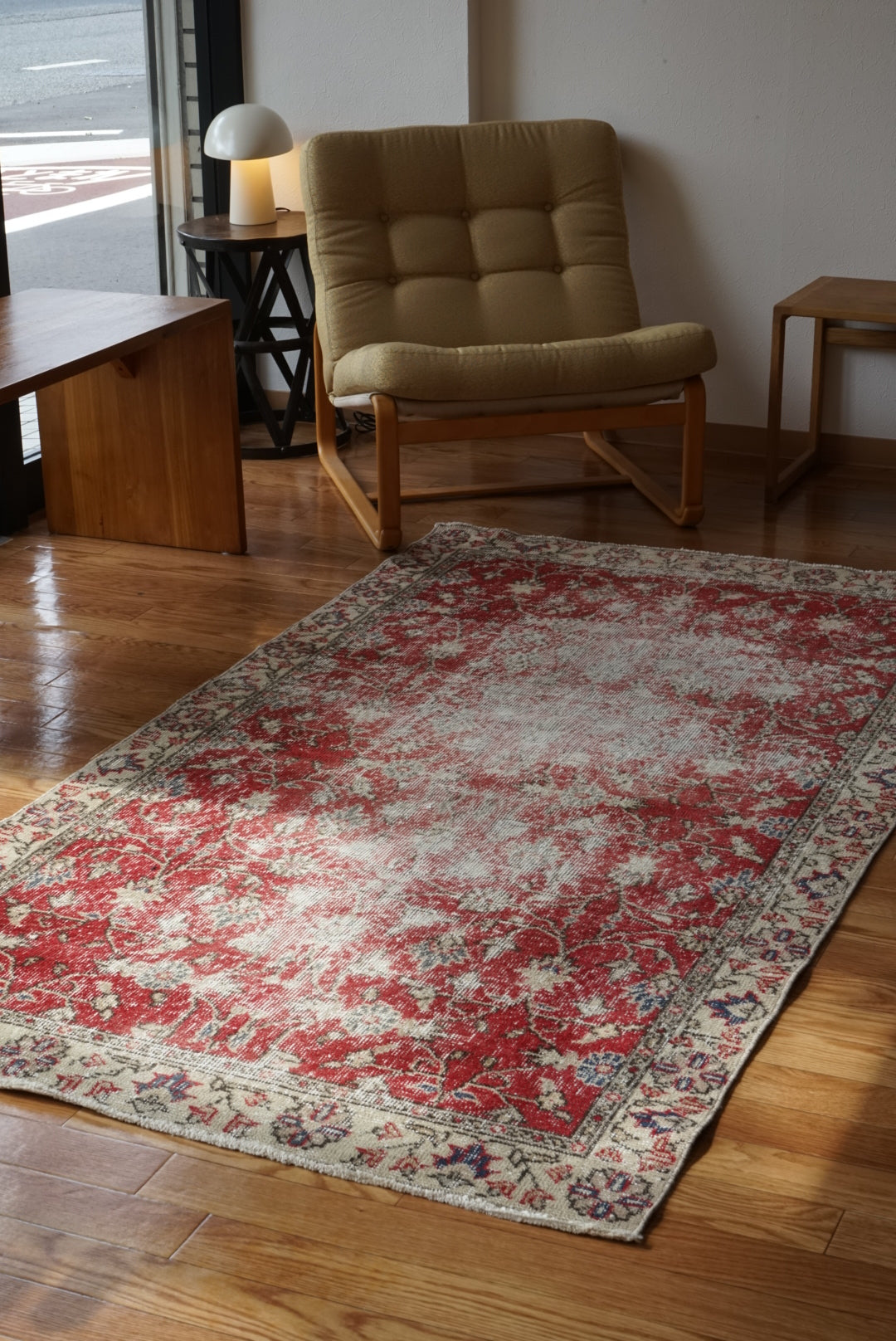 Türkiye Old Isparta Red Floral 1970年代 195 × 107.5 cm No.TR25447 / 国内送料無料
