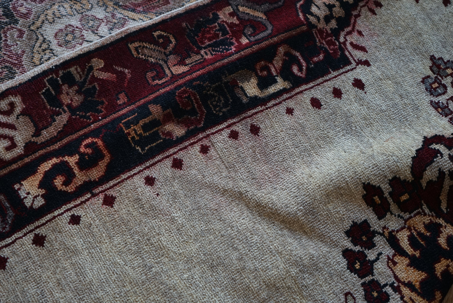 Türkiye Old Oushak Medallion Wine 1960年代 314 × 217 cm No.TR25374