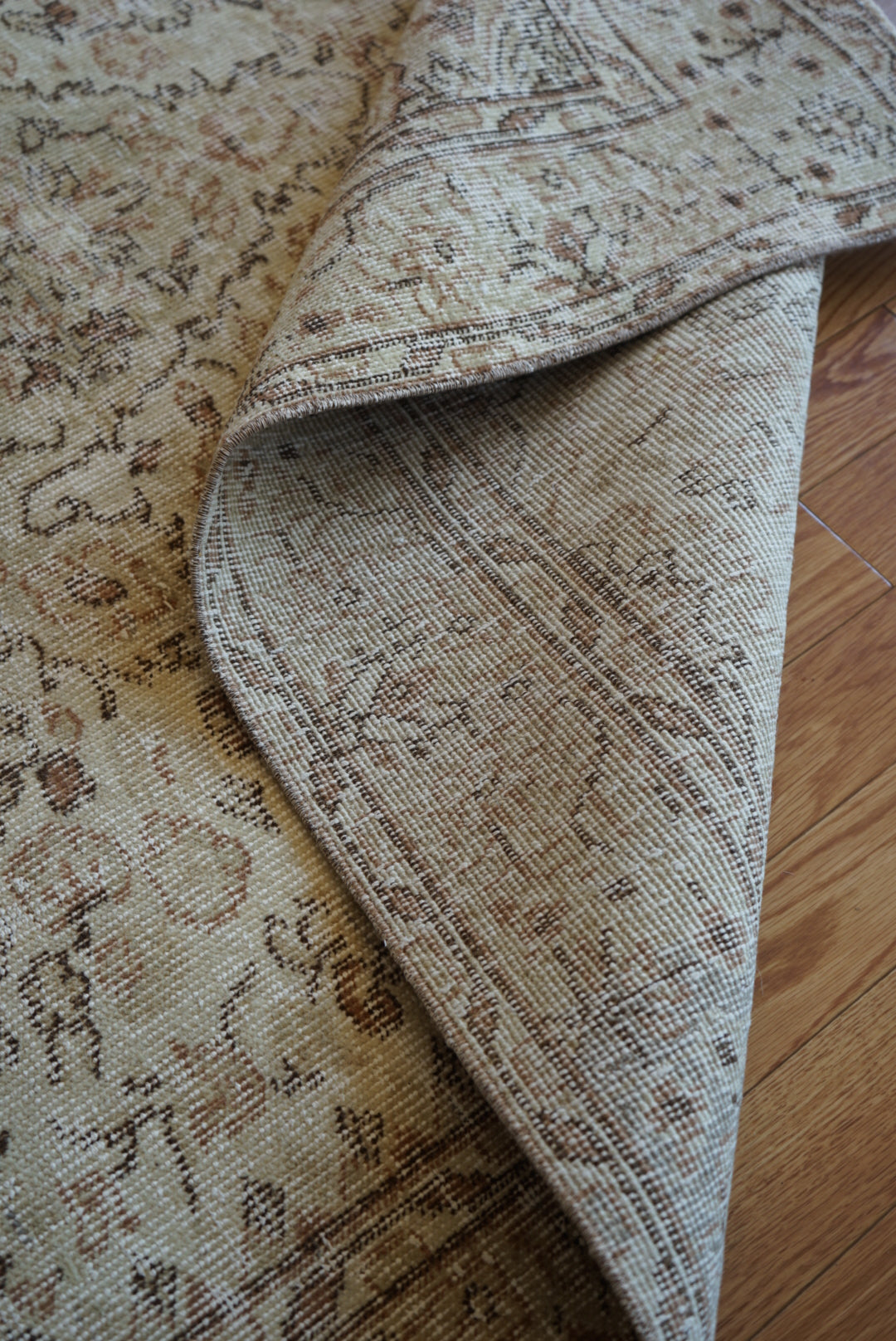 Türkiye Old Isparta Medallion Sweet Beige 1960年代 262.5 × 159.5 cm No.TR25401