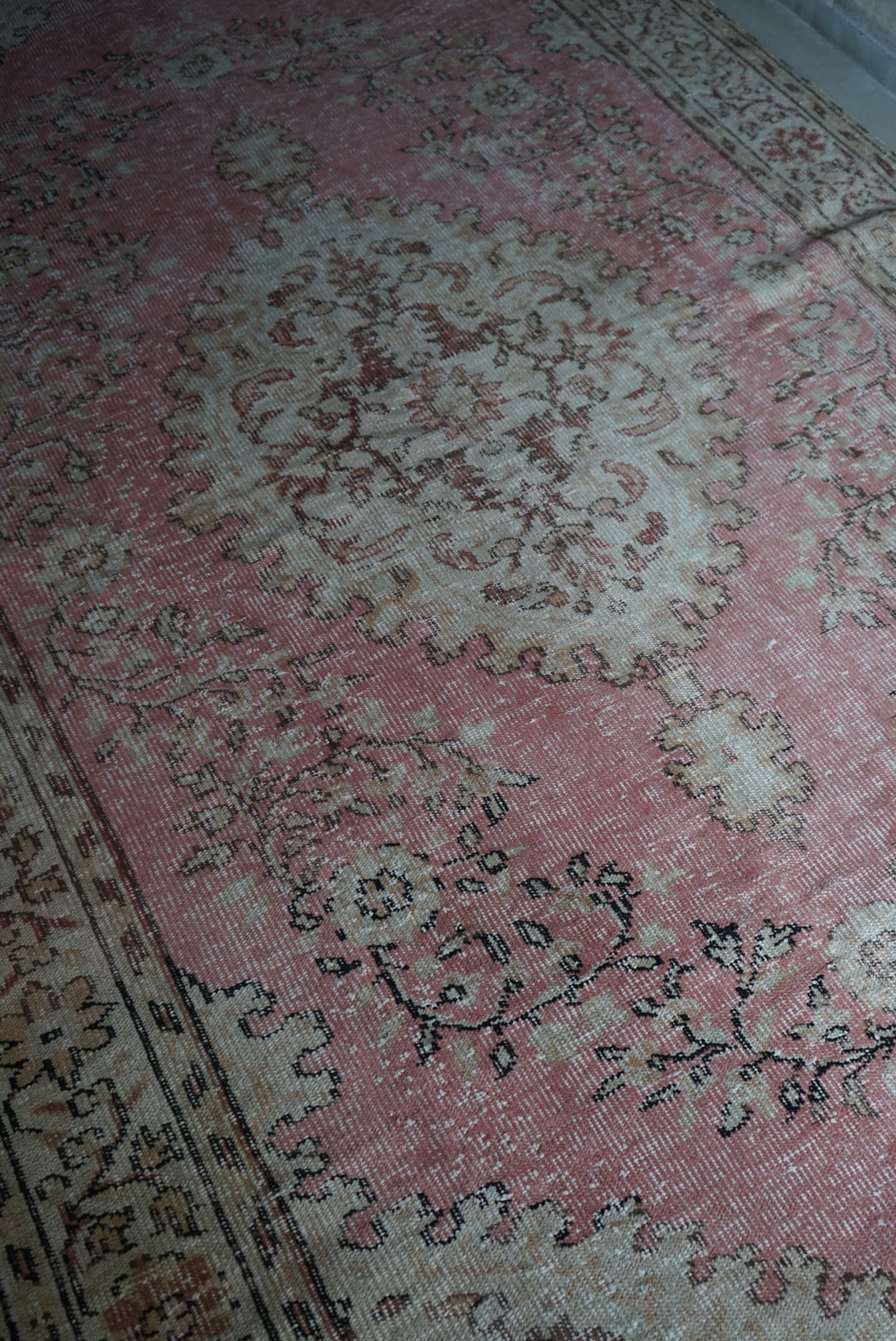 Türkiye Old Isparta Pink 1970年代 312 × 182 cm No.TR25266