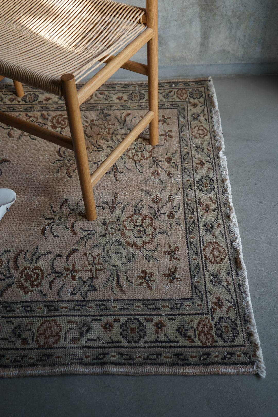 Türkiye Old Isparta Floral Rich Color Beige, Olive 1970年代 195 × 113 cm No.TR25259