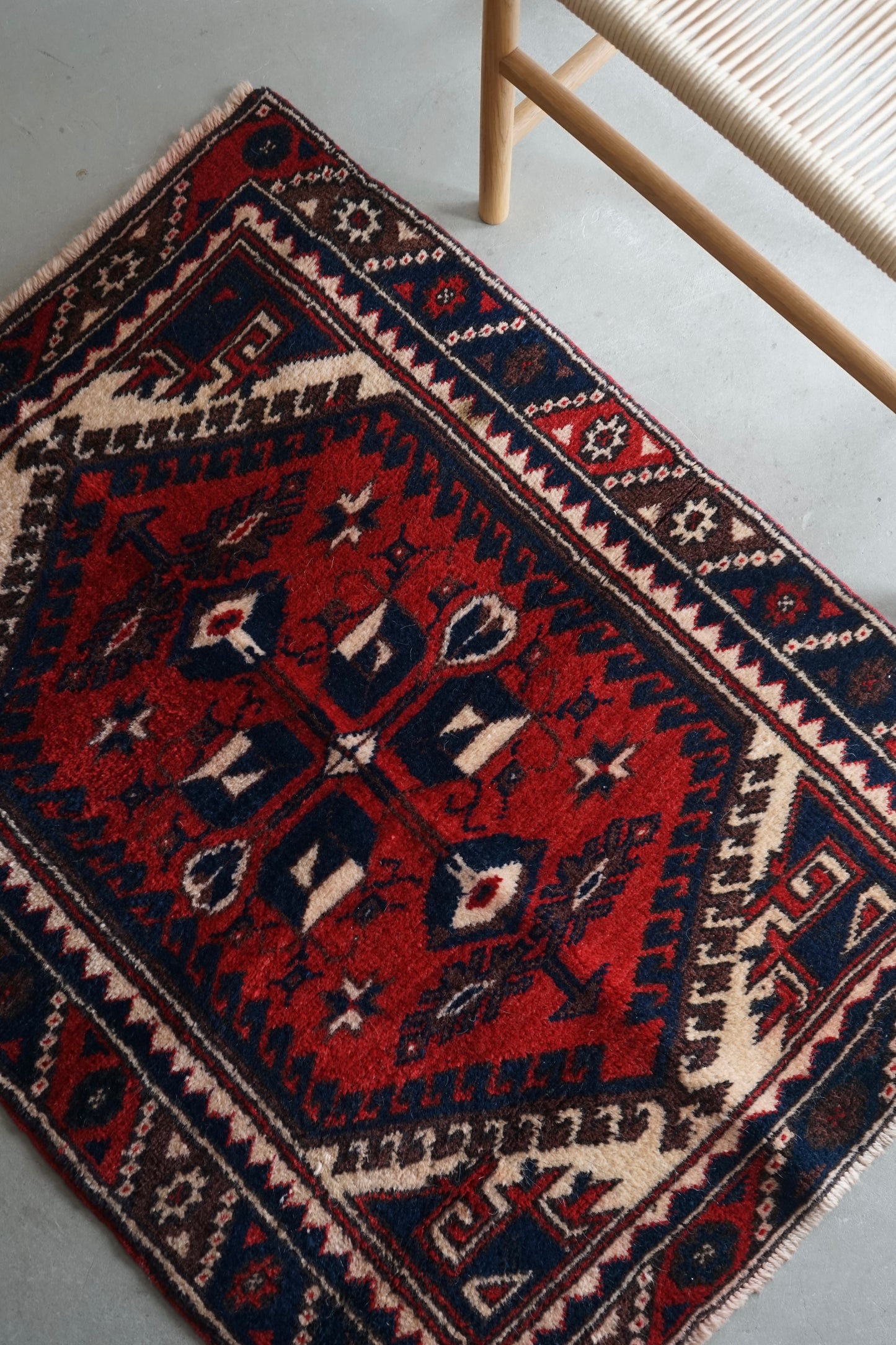 TURKEY VINTAGE ANATOLIA "NOMAD LIFE" 1980年代 109 × 85.5 cm