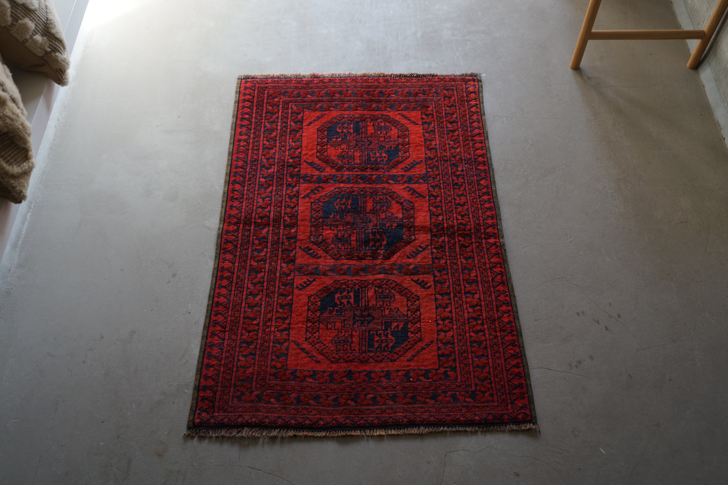 AFGHANISTAN OLD TURKMEN ELEPHANT FOOT 1970年代 112 × 75 cm No.AF2515