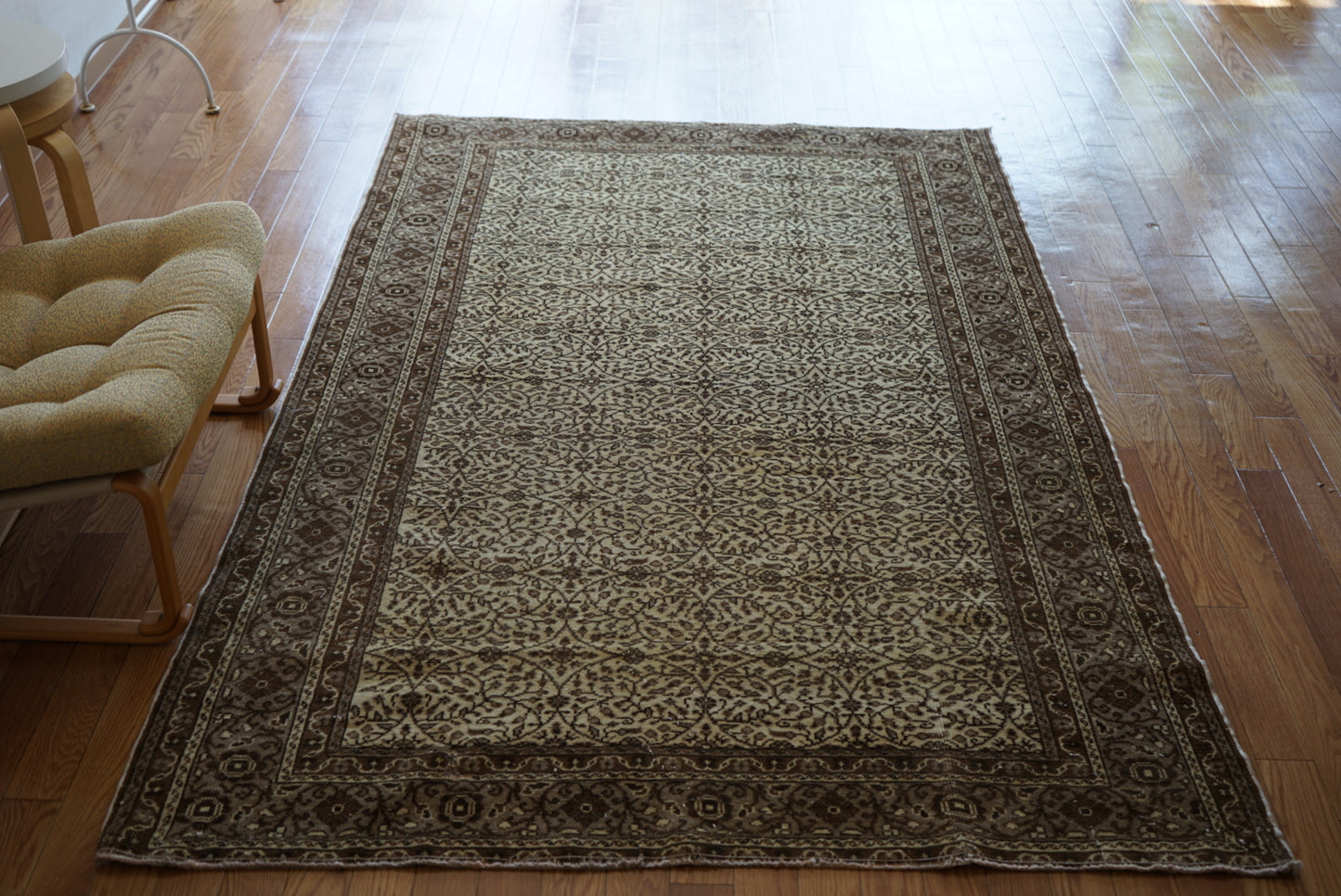 Türkiye Old Kayseri Beige , Brown Flower 1970年代 210 × 142 cm No.TR25388