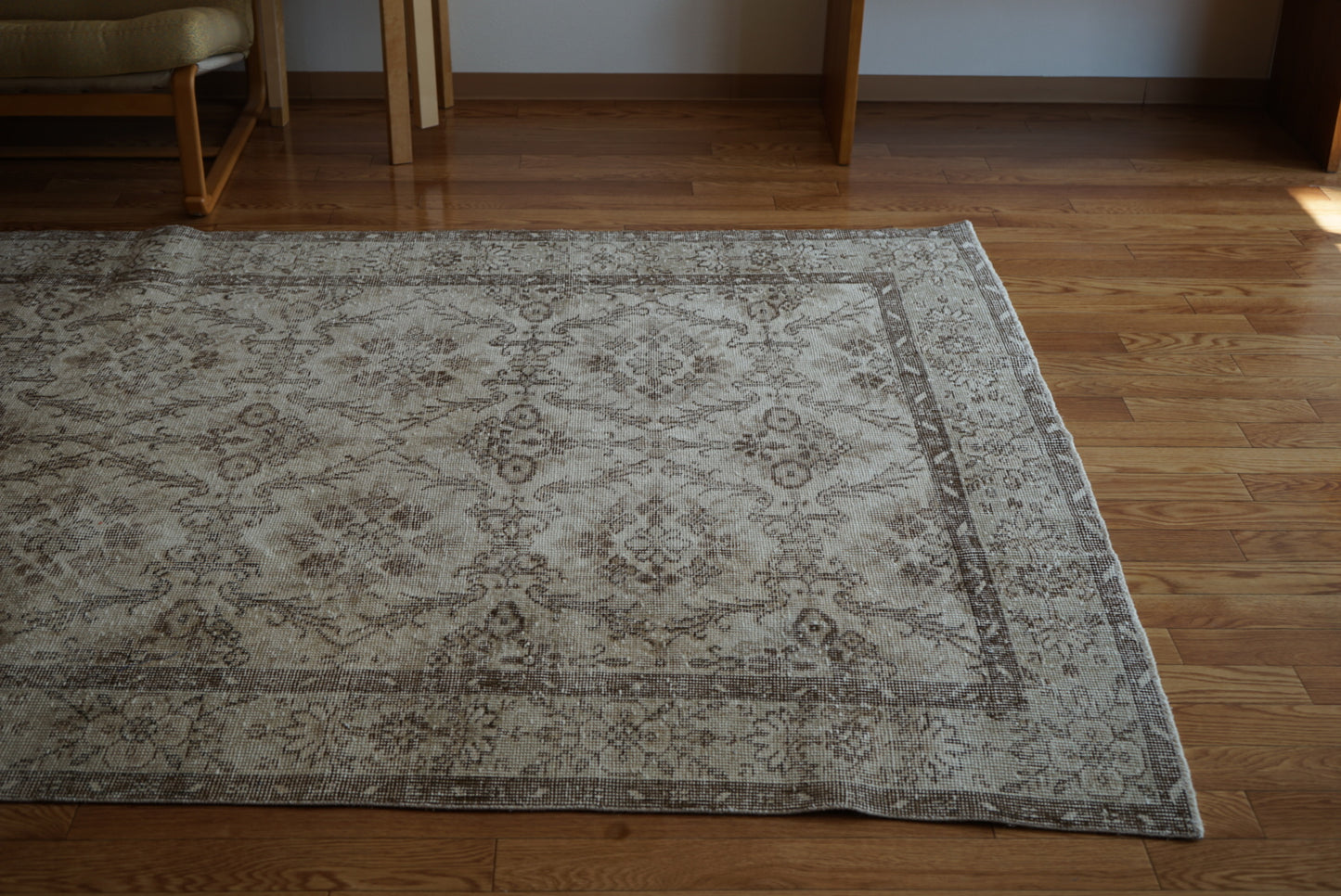 Türkiye Old Isparta Beige Floral 1970年代 272 × 152 cm No.TR25351