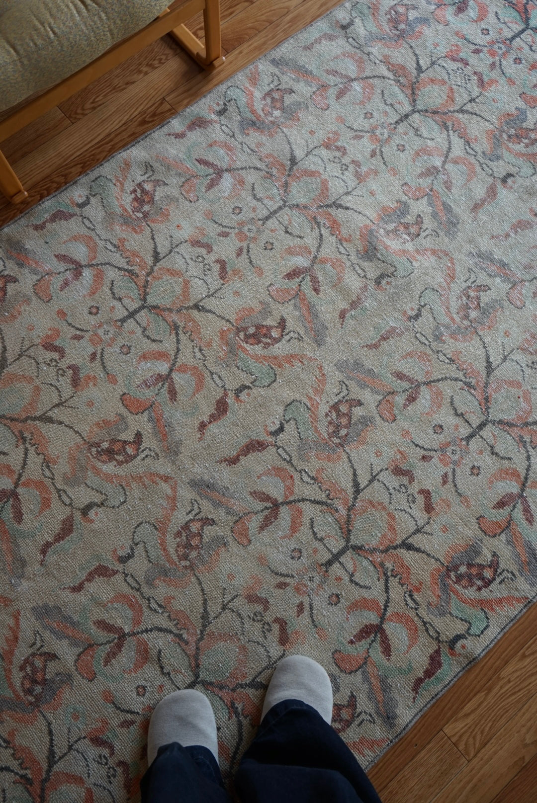 Türkiye Old Isparta Beige Floral 1970年代 218 × 136 cm No.TR25267