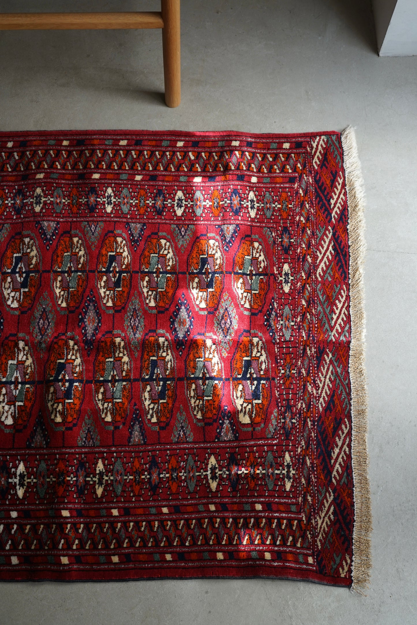 IRAN ANTIQUE TURKMEN YAMUT 1900年代 117 × 78 cm
