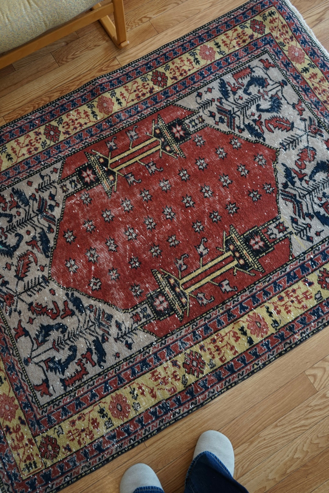 Türkiye Old Isparta Prayer Rug 1950-1960年代 173 × 122 cm No.TR25174