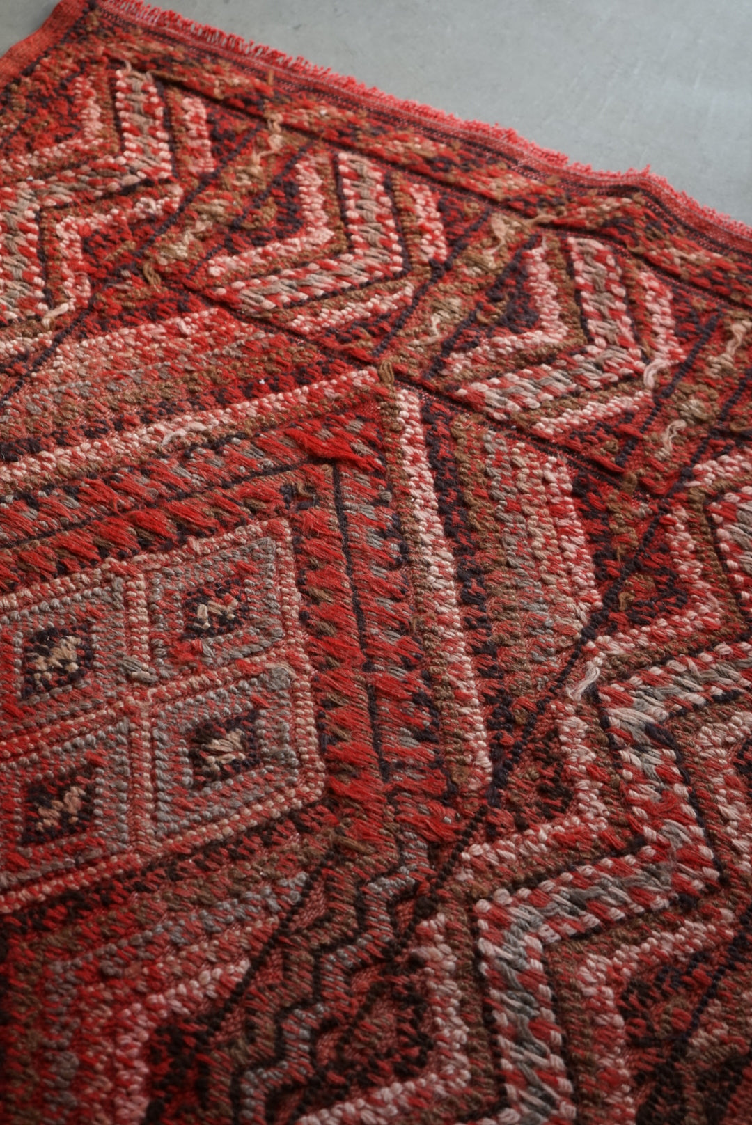 Türkiye Old Kilim Red 1970年代 180 × 88 cm No.TR25268