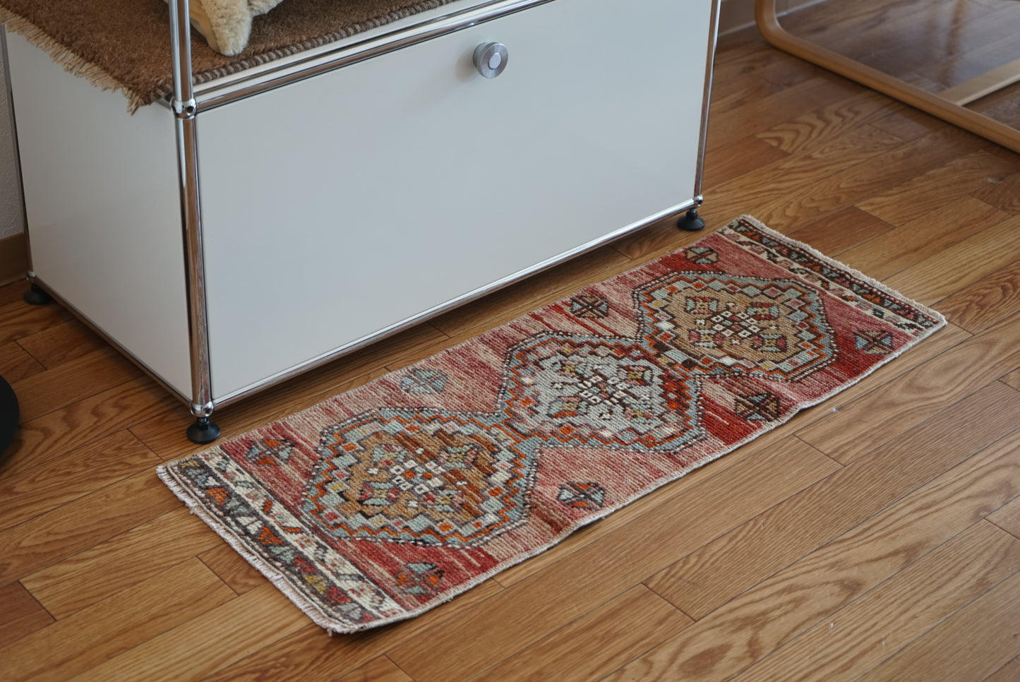 Türkiye Old Oushak Pink , Blue 1970年代 88 × 34 cm No.TR25424