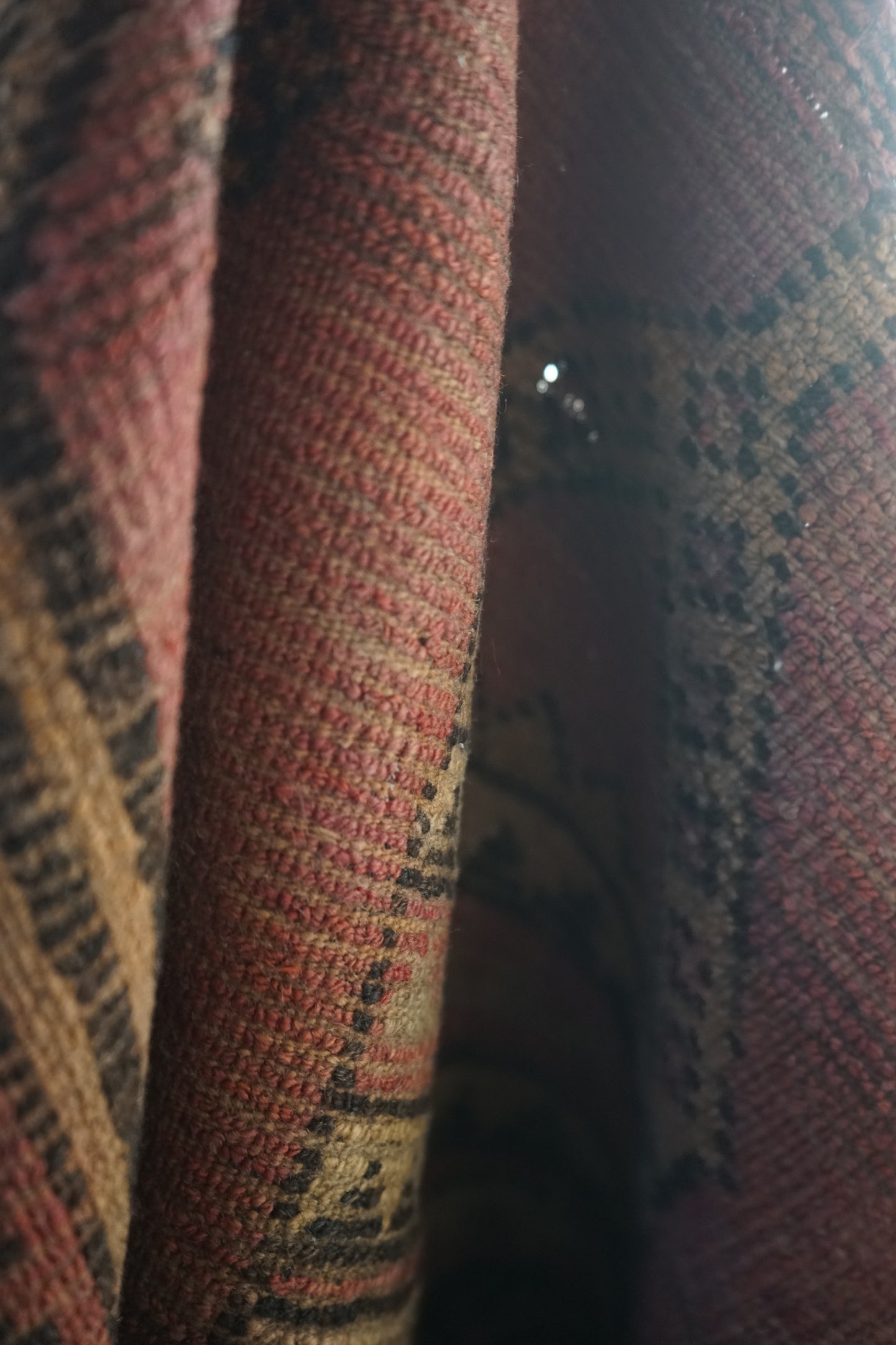 TURKEY OLD SHABBY PURPLE SMALL SIZE 1970年代 126 × 105 cm No.TR25216