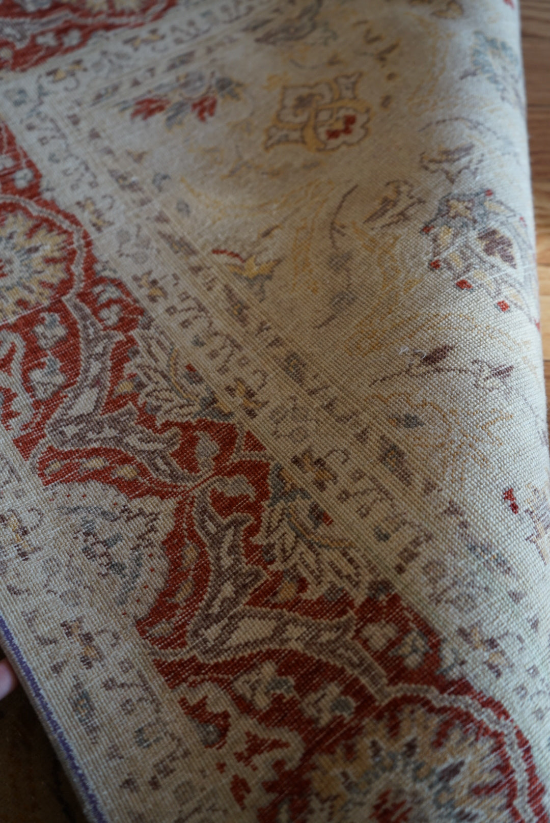 Türkiye Old Anatoria Beige , Red 1960年代 222 × 136 cm No.TR25551 / 国内送料無料・羊毛手織り絨毯