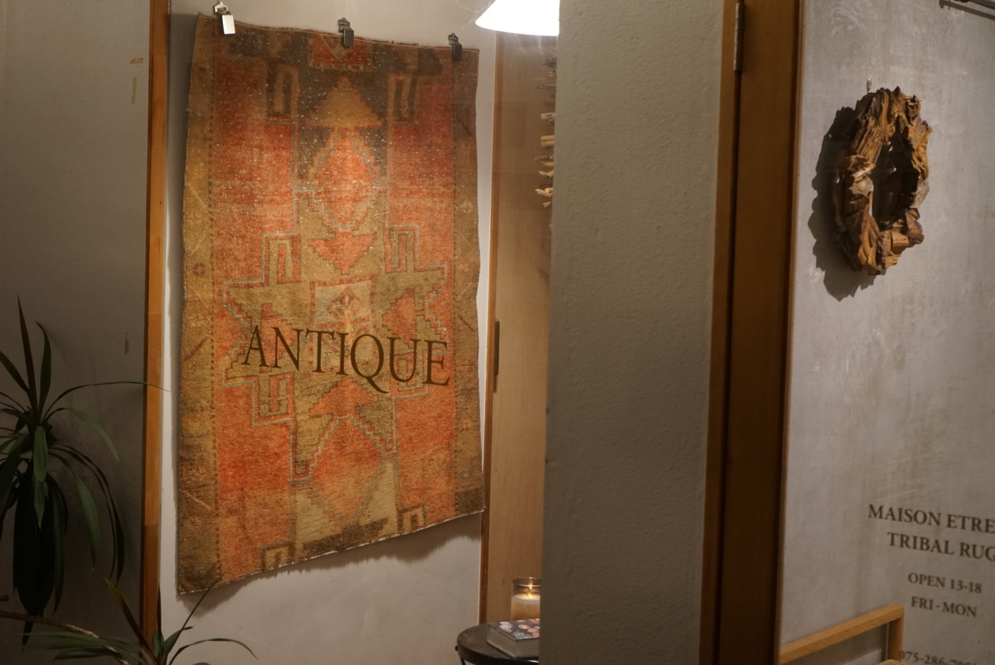 Türkiye Old Oushak Orange Small size 1970年代 118 × 100 cm No.TR25247