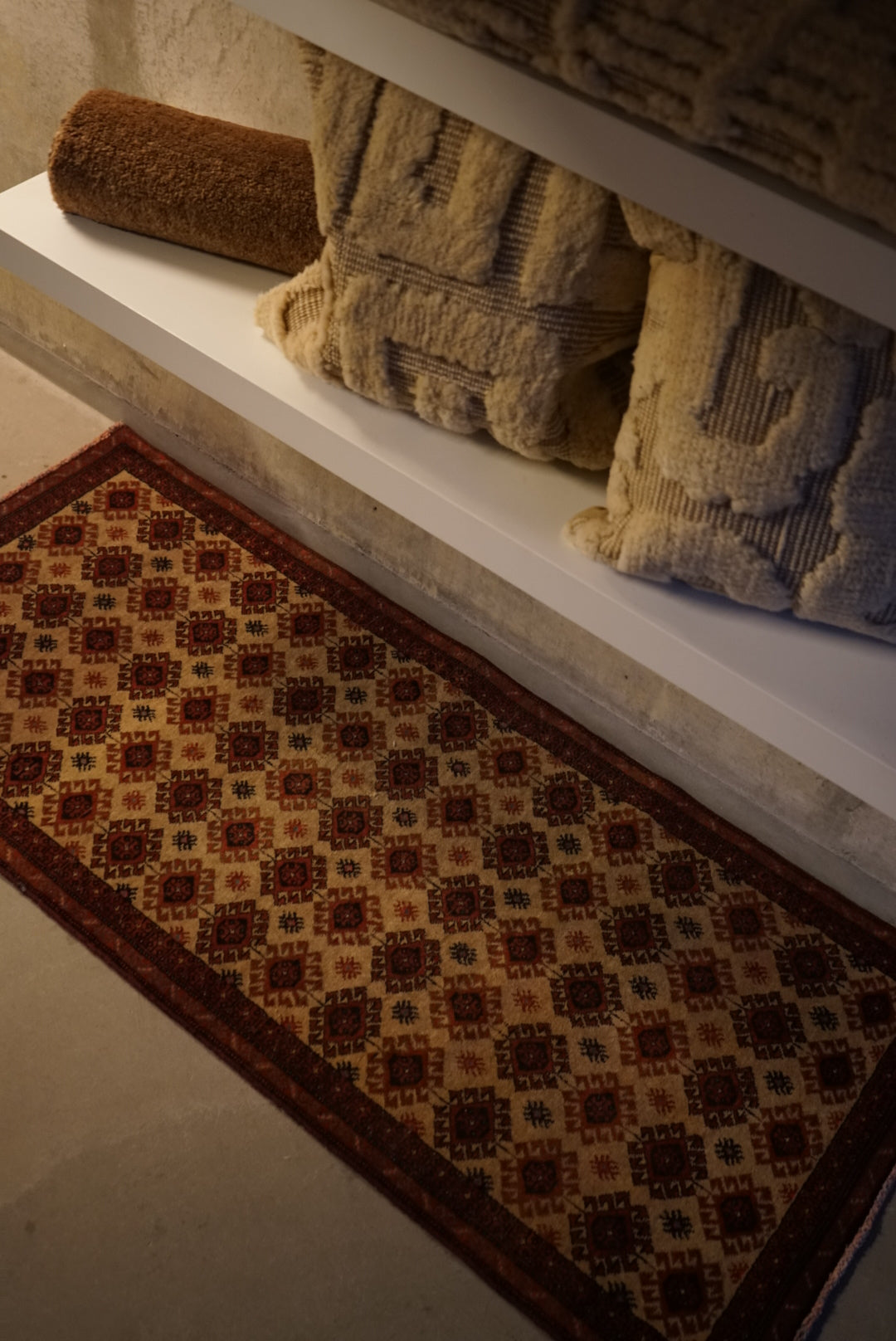 Türkiye Old Oushak Beige Runner size 1970年代 133 × 58.5cm No.TR25242