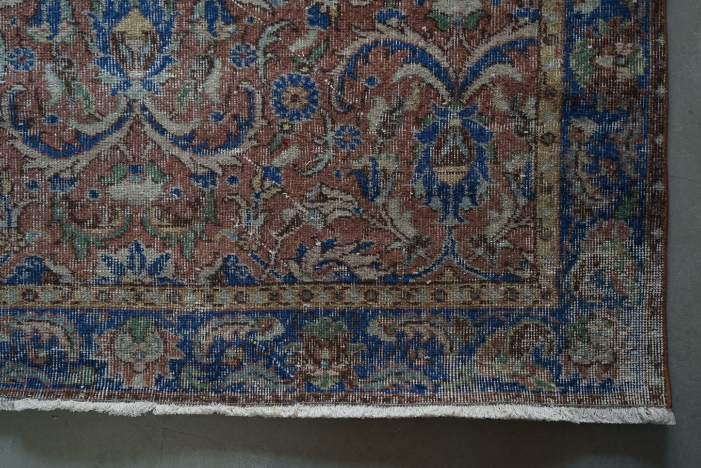 Türkiye Old Isparta Scarlet , Blue 1970年代 242 × 154 cm No.TR25264