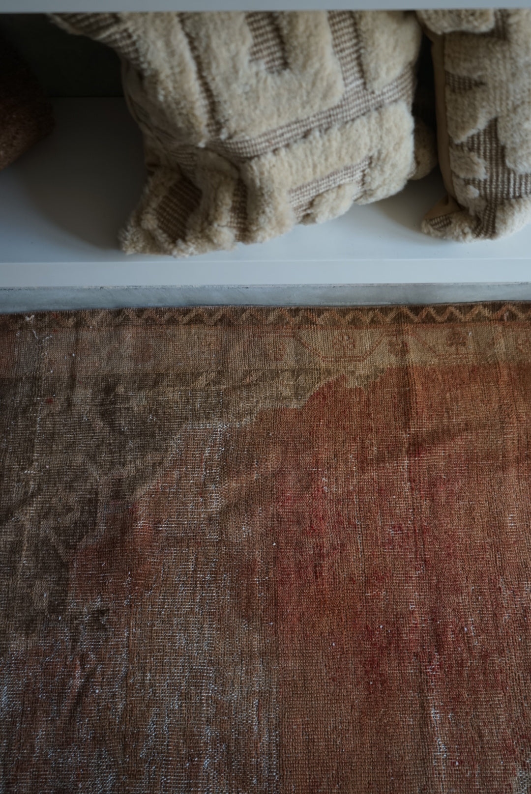 Türkiye Old Oushak Orange Prayer Small size 1970年代 129 × 81 cm No.TR25237