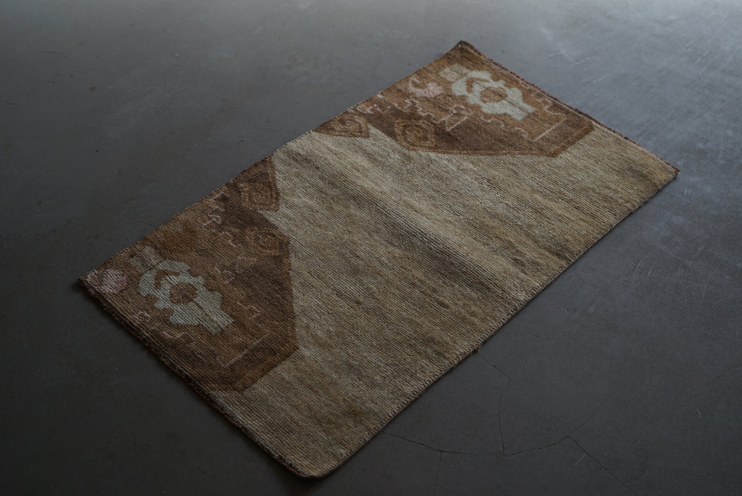 Türkiye Old Oushak Camel Beige 77 × 45 cm No.TR25304