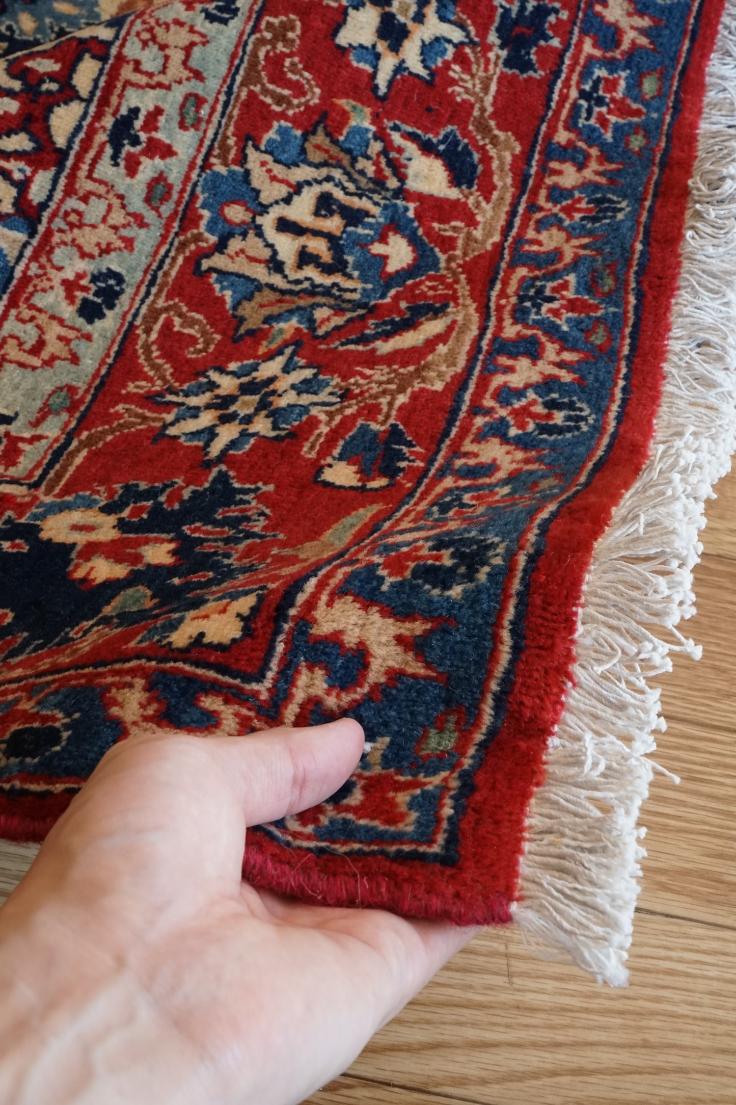 店頭販売 Iran Antique Esfahan 1840年代 231 × 157 cm / 国内送料無料・羊毛手織り絨毯