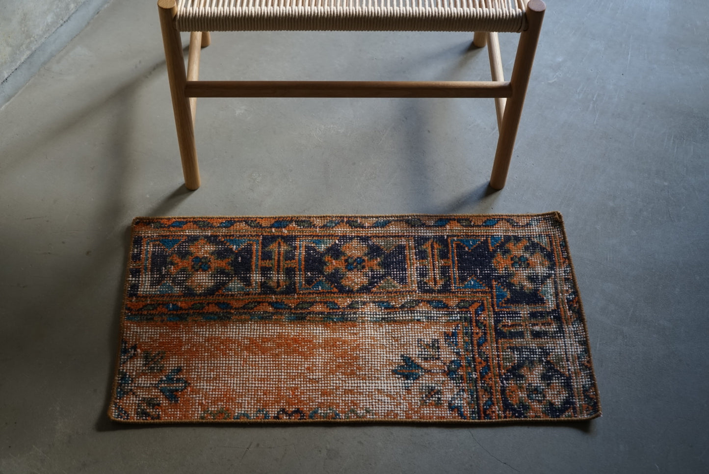 TURKEY VINTAGE SMALL RUG 80 × 42 cm No.TR25162