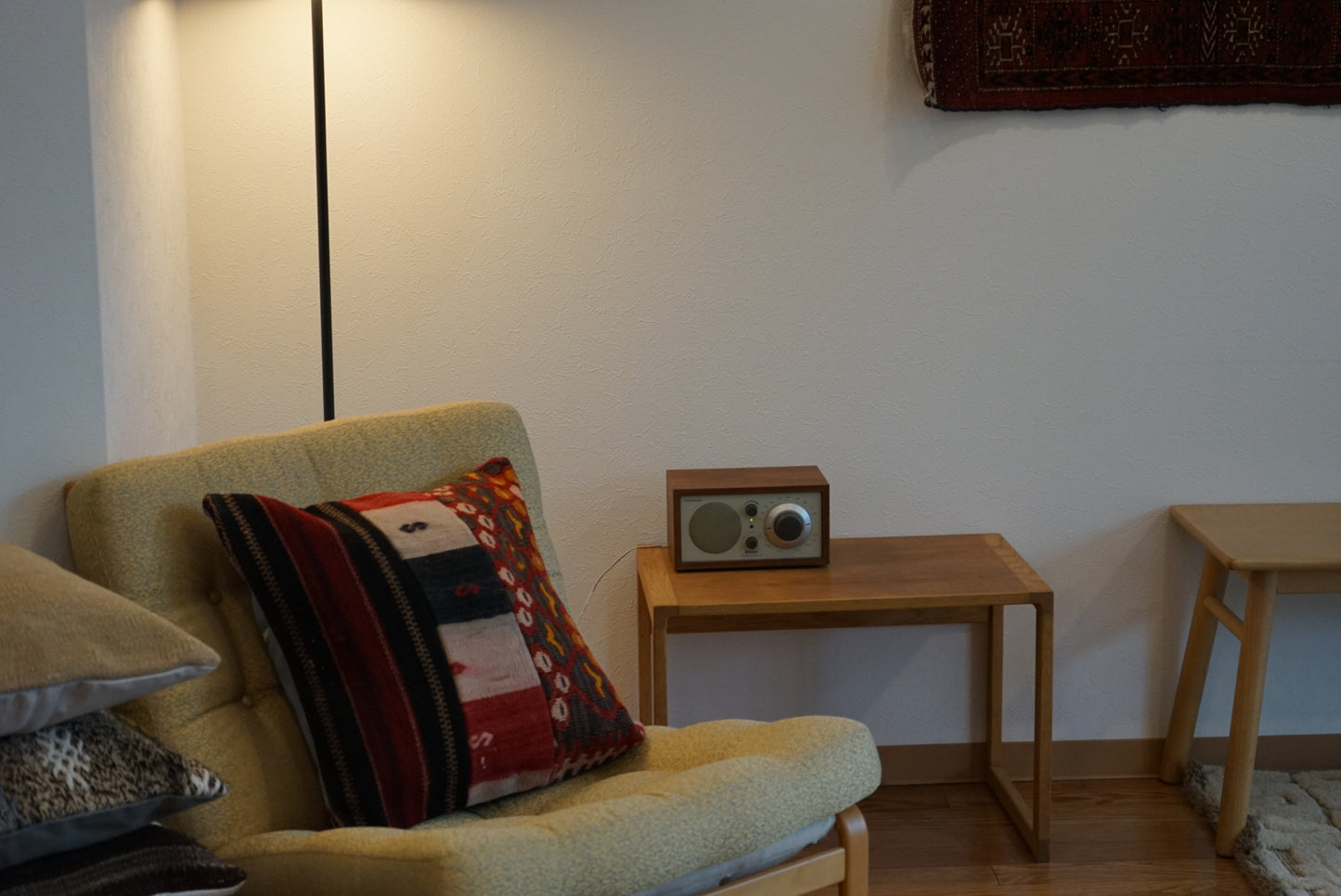 Türkiye Old Kilim Cushion Cover Red , Black , Beige Patchwork Design 45 × 45 cm No.TR25569 / 送料無料・羊毛手織りキリム