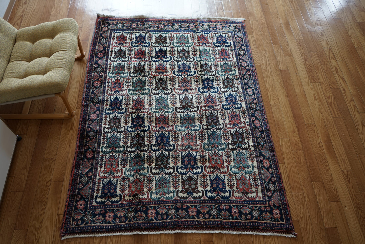 店頭販売 Iran Antique Afshar Pistachios 1860年代 183 × 135 cm