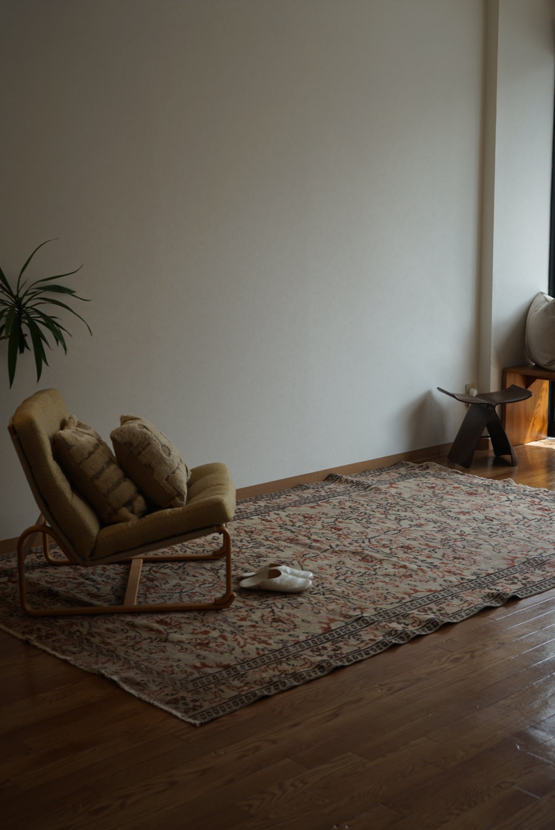 Türkiye Old Kayseri Olive , Beige Flower 1970年代 270 × 169 cm No.TR25389