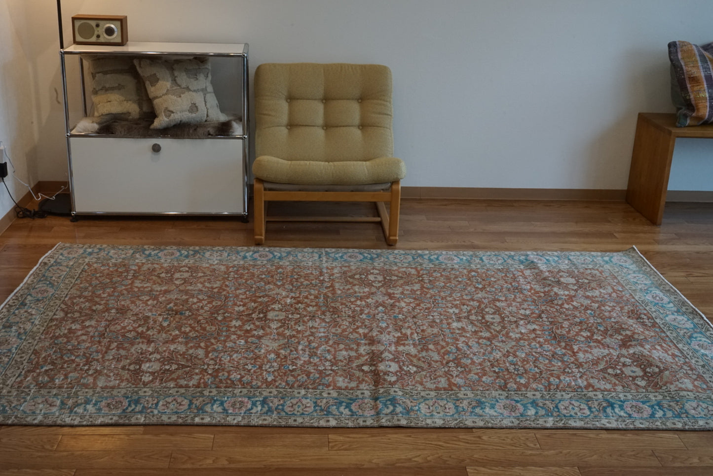 Türkiye Old Isparta Red , Turquoise Blue Floral 1970年代 242 × 137.5 cm No.TR25439