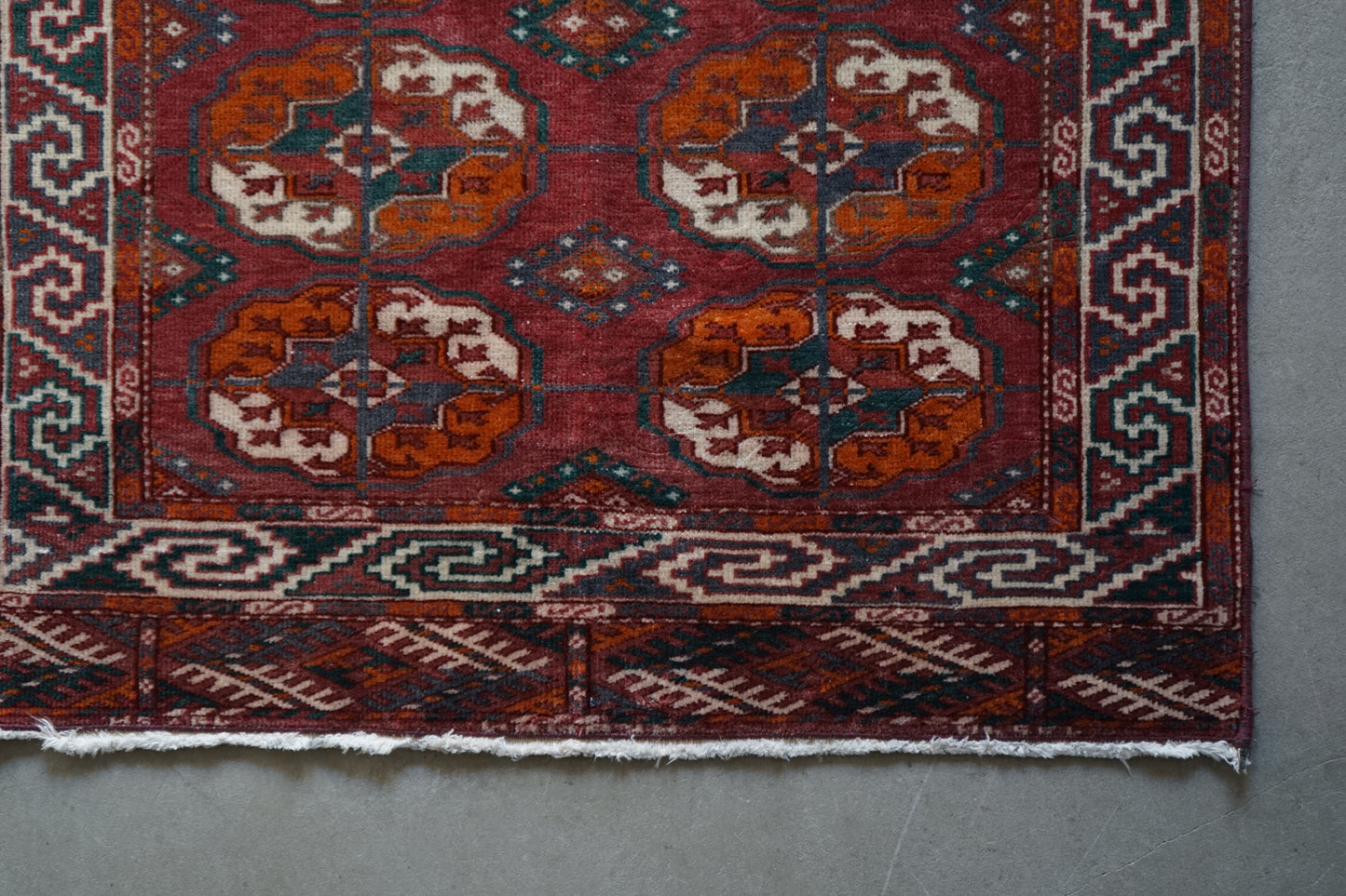Türkiye Old Turkmen Red 1970年代 120 × 75 cm No.TR25225
