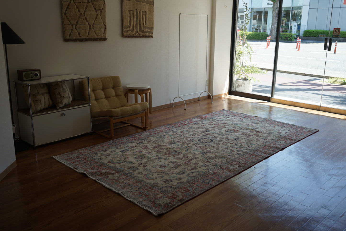 Türkiye Old Isparta Beige Cerulean Blue Floral 1970年代  303 × 160.5 cm No.TR25391