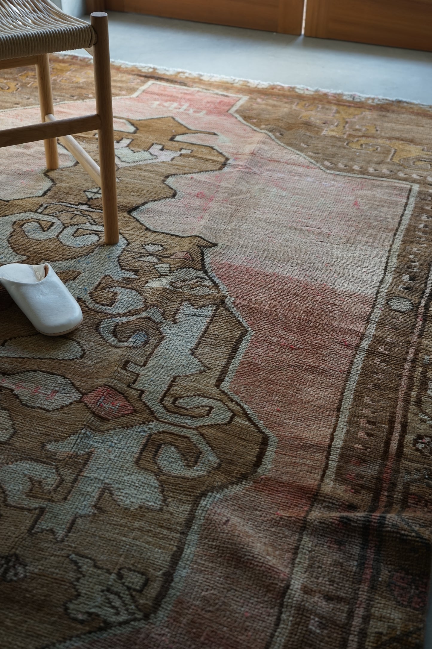 TURKEY OLD OUSHAK SALMON PINK 1970年代 286 × 162 cm No.TR25197