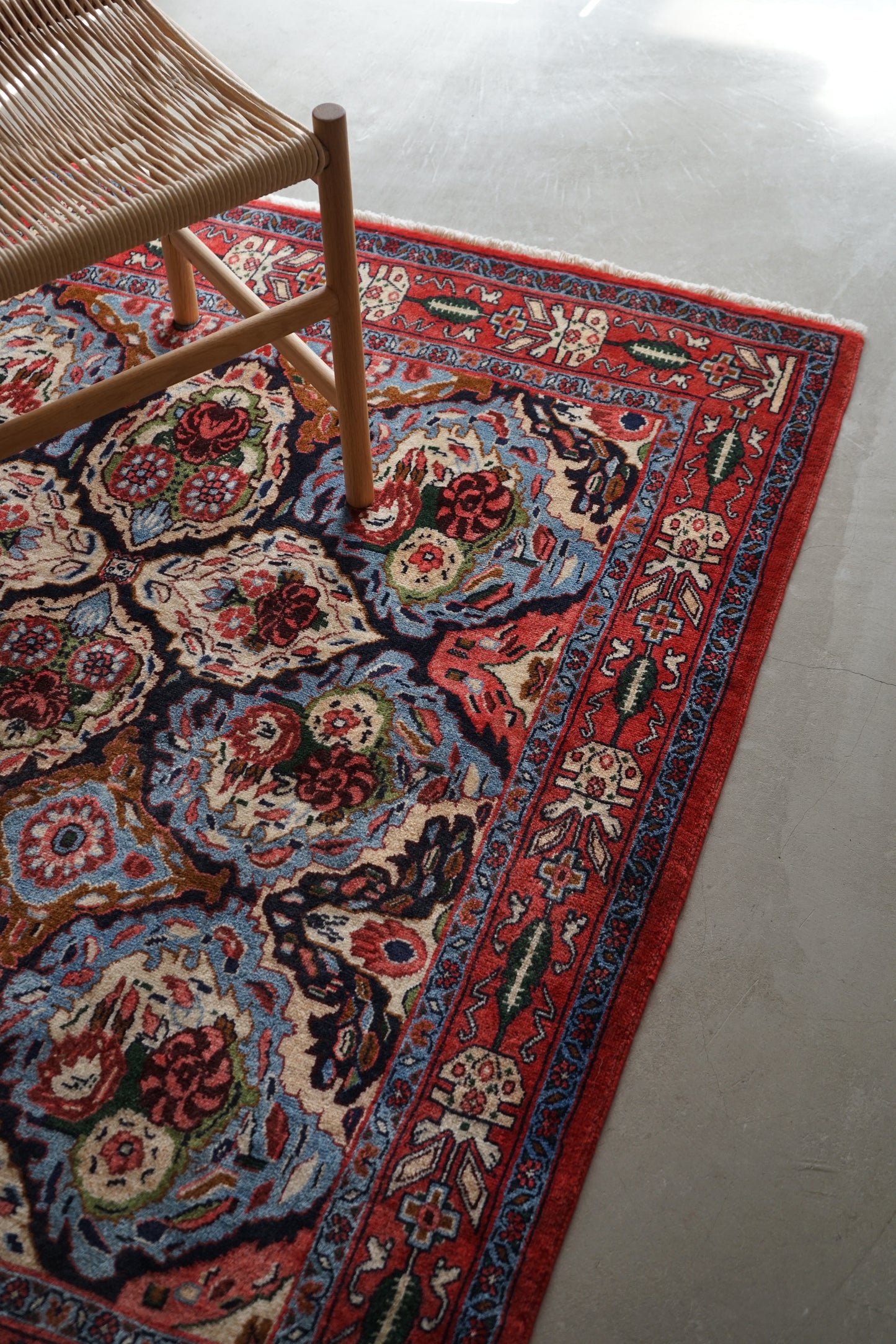 IRAN ANTIQUE BIJAR SANANDAJI MILZA ALI 1920年代 150 × 127 cm