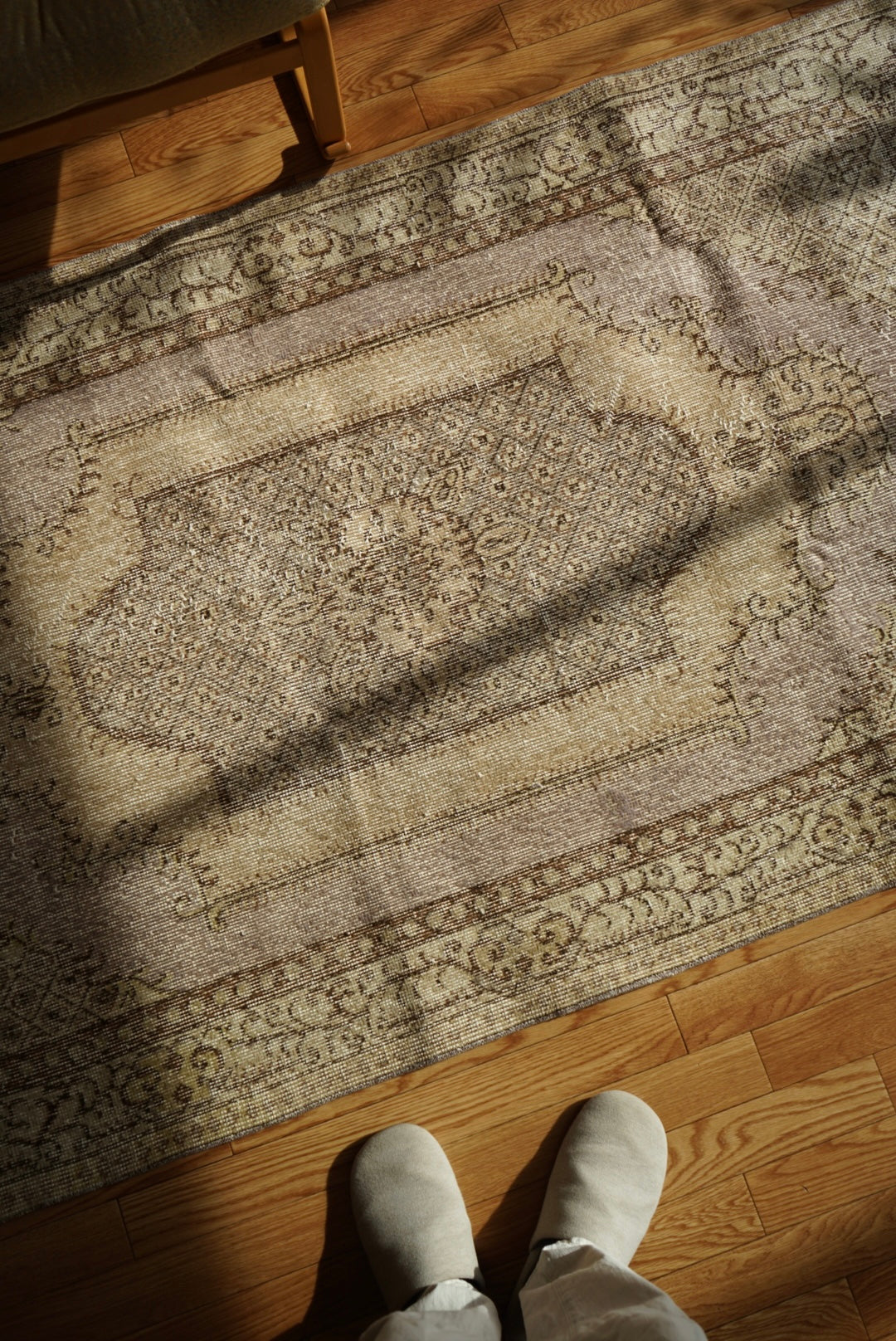 Türkiye Old Isparta Pale Purple 1970年代 207 × 116.5 cm No.TR25435