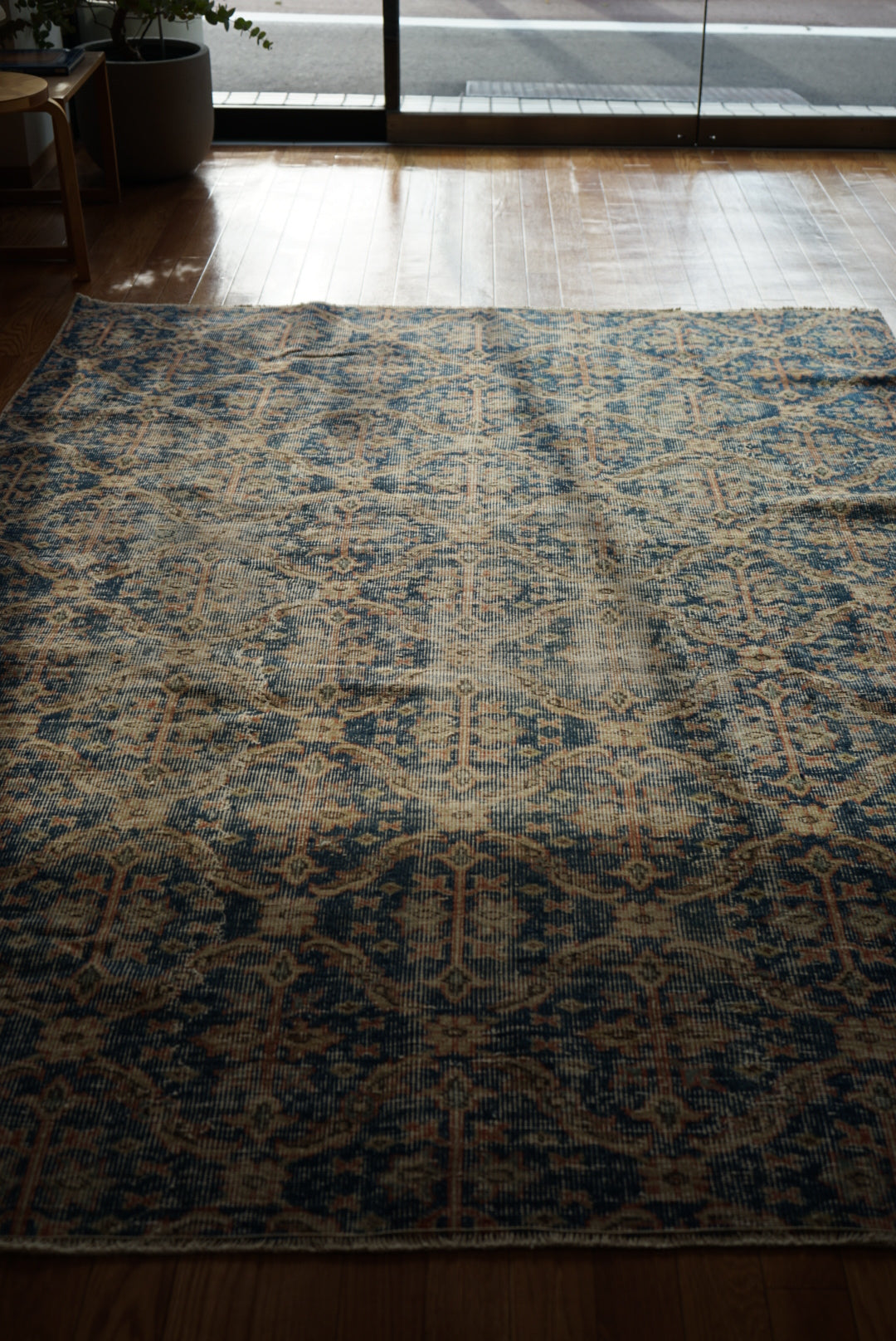 Türkiye Old Isparta Blue 1970年代 255 × 176.5 cm No.TR25434