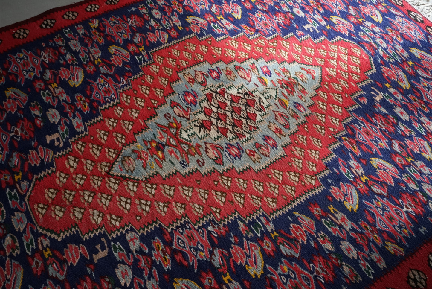 IRAN ANTIQUE SENNEH KURDISTAN 1900年代 140 × 110 cm