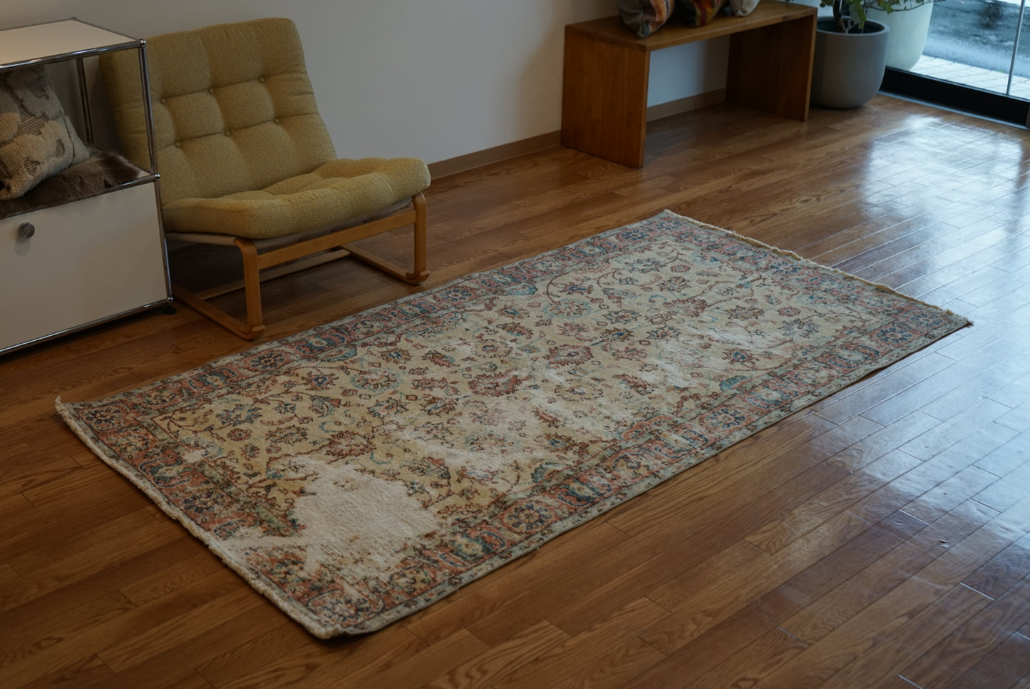Türkiye Old Isparta Ancient Beige Floral 1970年代 214 × 114.5 cm No.TR25436