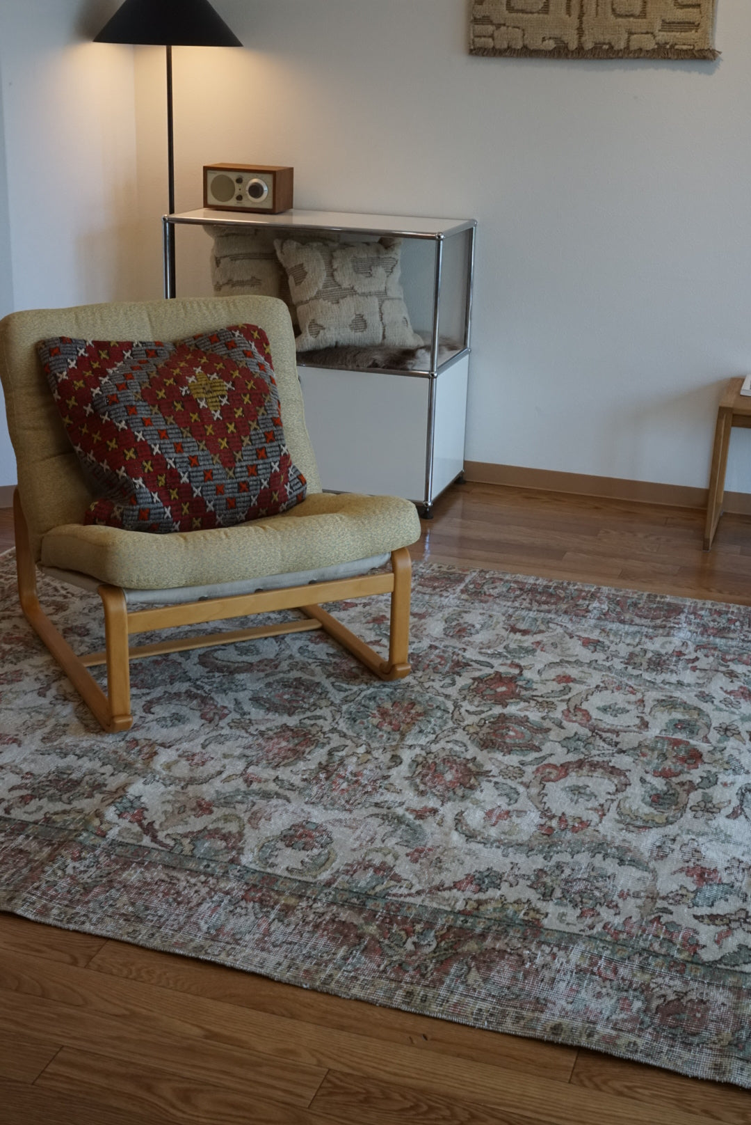 Türkiye Old Isparta Medallion Beige , Green , Rose Red 1960年代 231 × 165 cm No.TR25477 / 国内送料無料