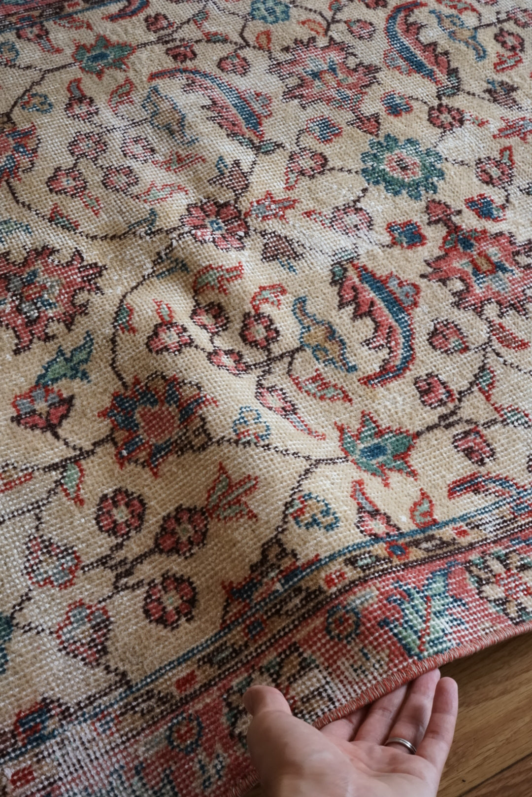 Türkiye Old Isparta Beige , Rose Pink , Emerald Green Floral 1970年代 194 × 92 cm No.TR25451 / 国内送料無料