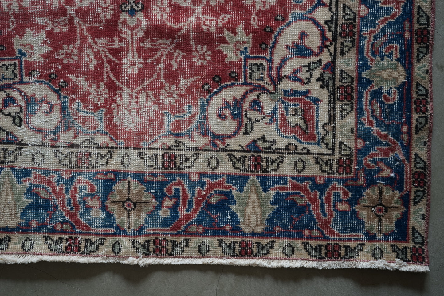 Türkiye Old Isparta Floral Red Medallion 1970年代 204 × 110.5 cm No.TR25258