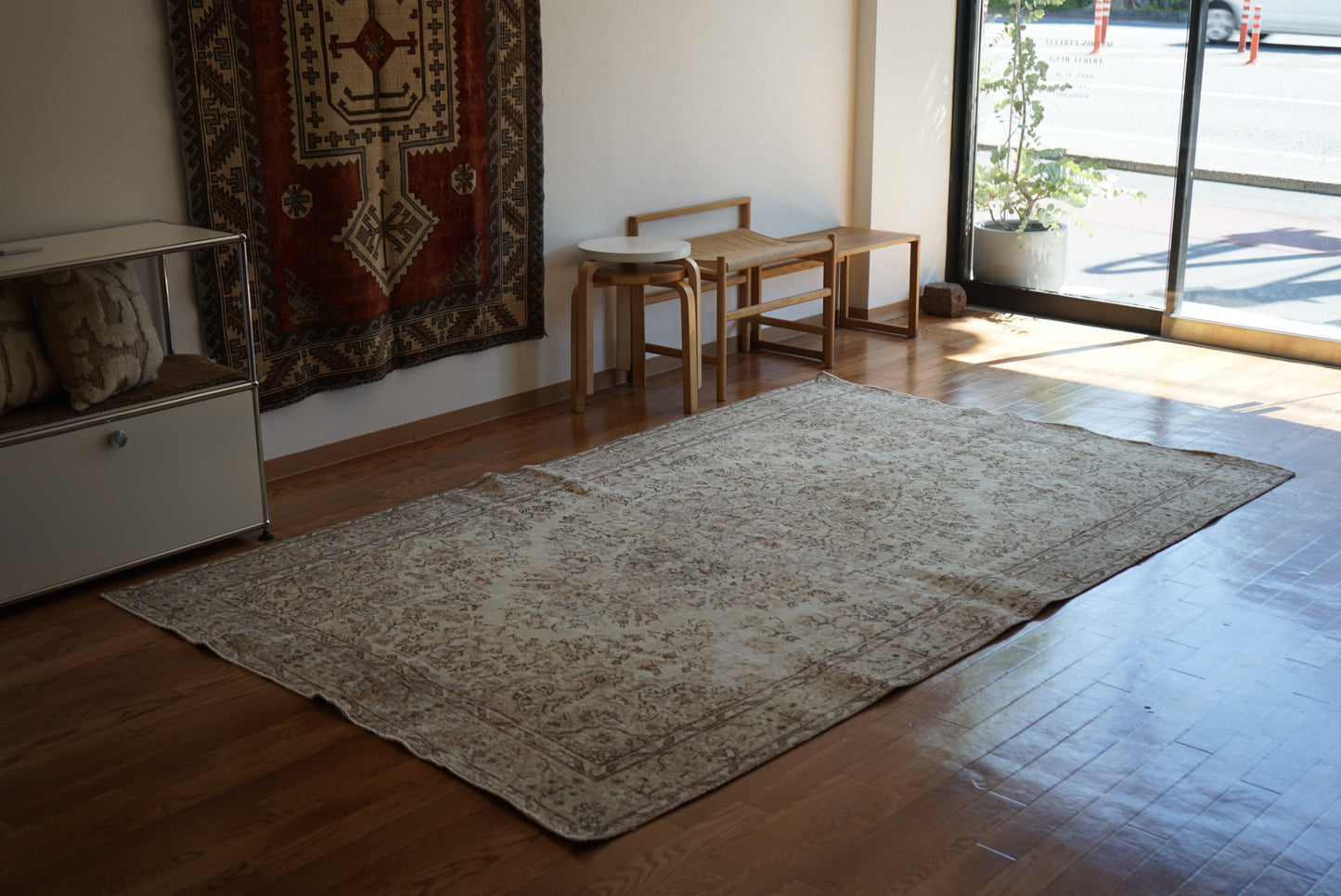 Türkiye Old Isparta Medallion Sweet Beige 1960年代 262.5 × 159.5 cm No.TR25401