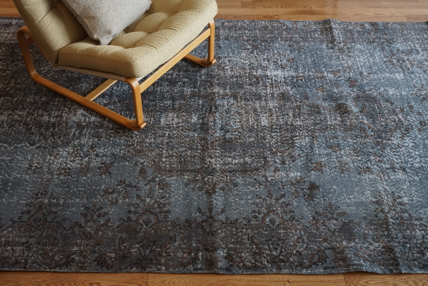 Türkiye Old Isparta Medallion Overdye Blue Glay , Brown 1970年代 250 × 161 cm No.TR25495 / 国内送料無料