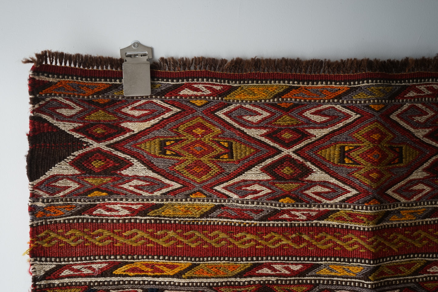 EASTERN TURKEY VINTAGE KURDISTAN KILIM 1965-1970年代 92 × 81 cm
