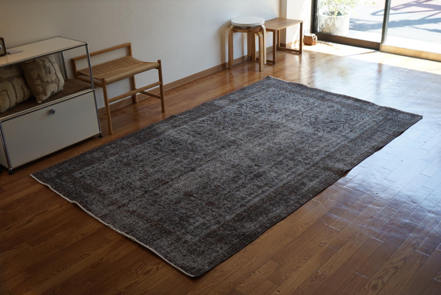 Türkiye Old Isparta Gray , Brown Overdye 1960年代 259 × 162.5 cm No.TR25403