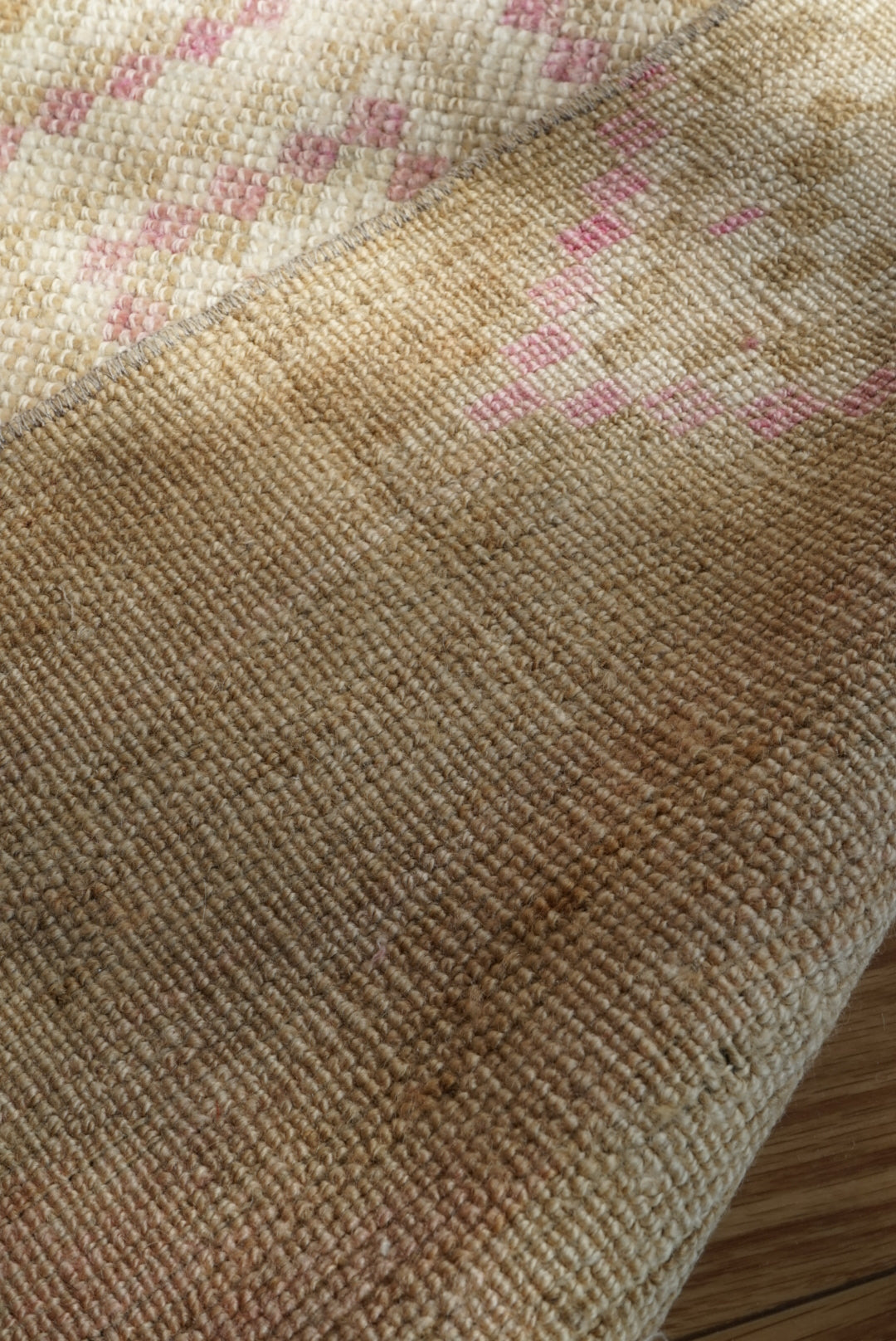 Türkiye Old Oushak Beige , Pink Diamond 1970年代 89 × 57 cm No.TR25501 / 国内送料無料
